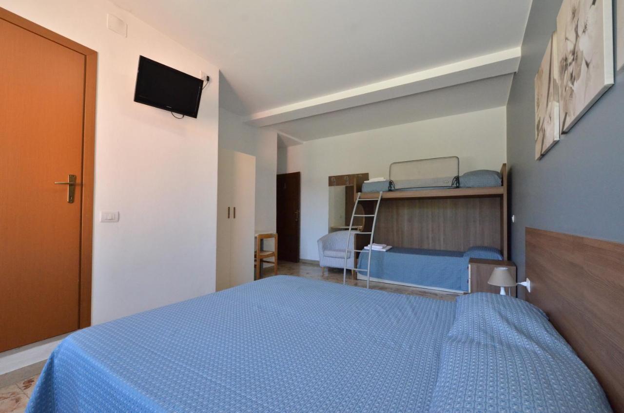 Albergo Della Torre Cernobbio Luaran gambar