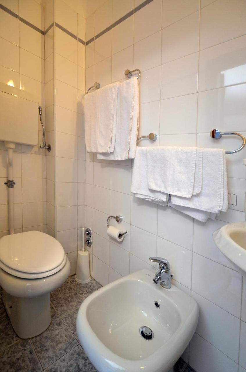 Albergo Della Torre Cernobbio Luaran gambar